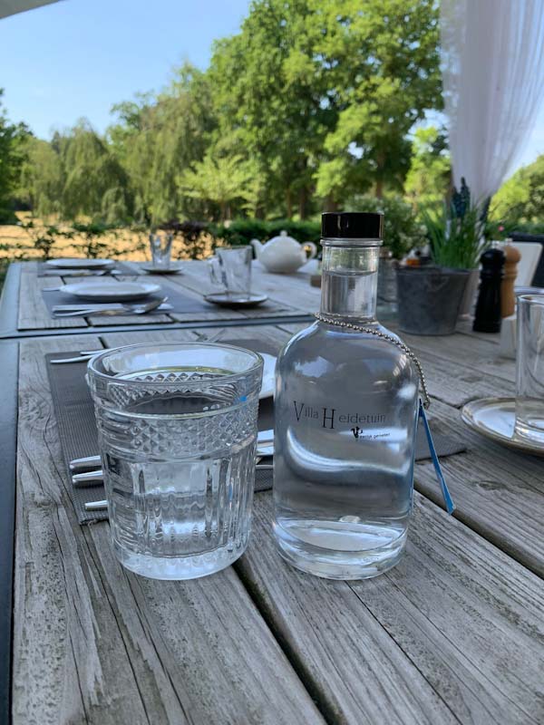 plat water voor de dorst