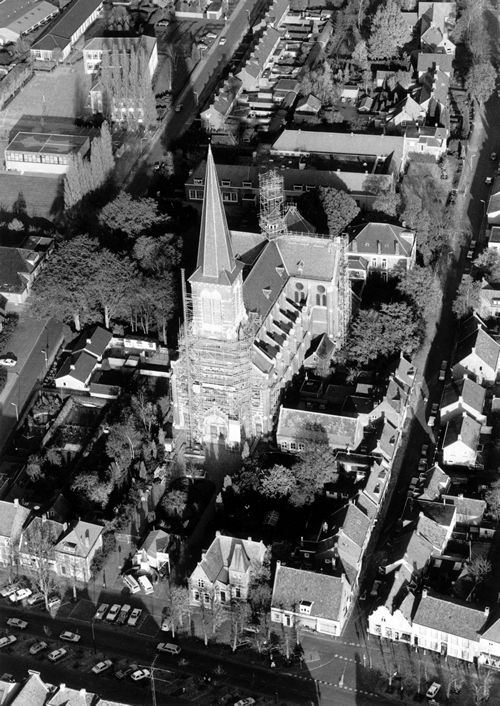 De Lambertuskerk, een beetje vroeger.