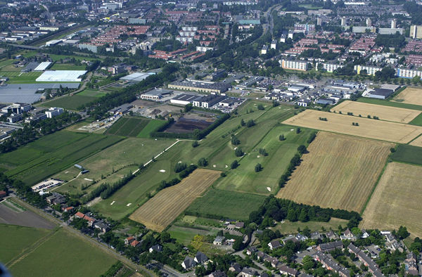 luchtfoto  boven Teteringen